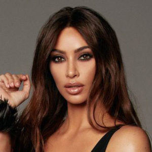 アメリカ　美人　特徴　モテる　女性　キムカーダシアン　kim kardashian